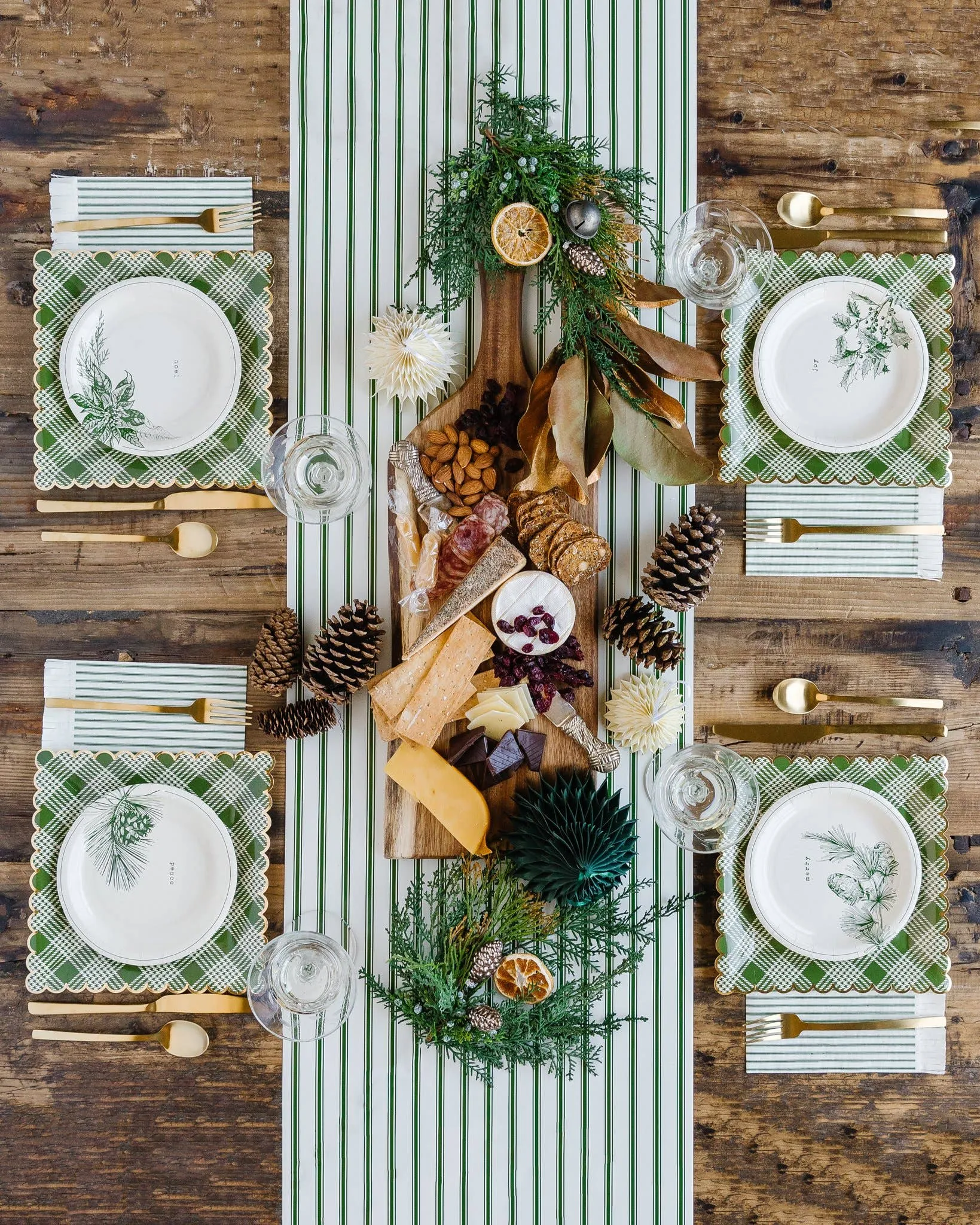 Botanical Green Plaid 9" Scalloped Plate, Stunning Christmas Plates with Scalloped Gold Foil Edge