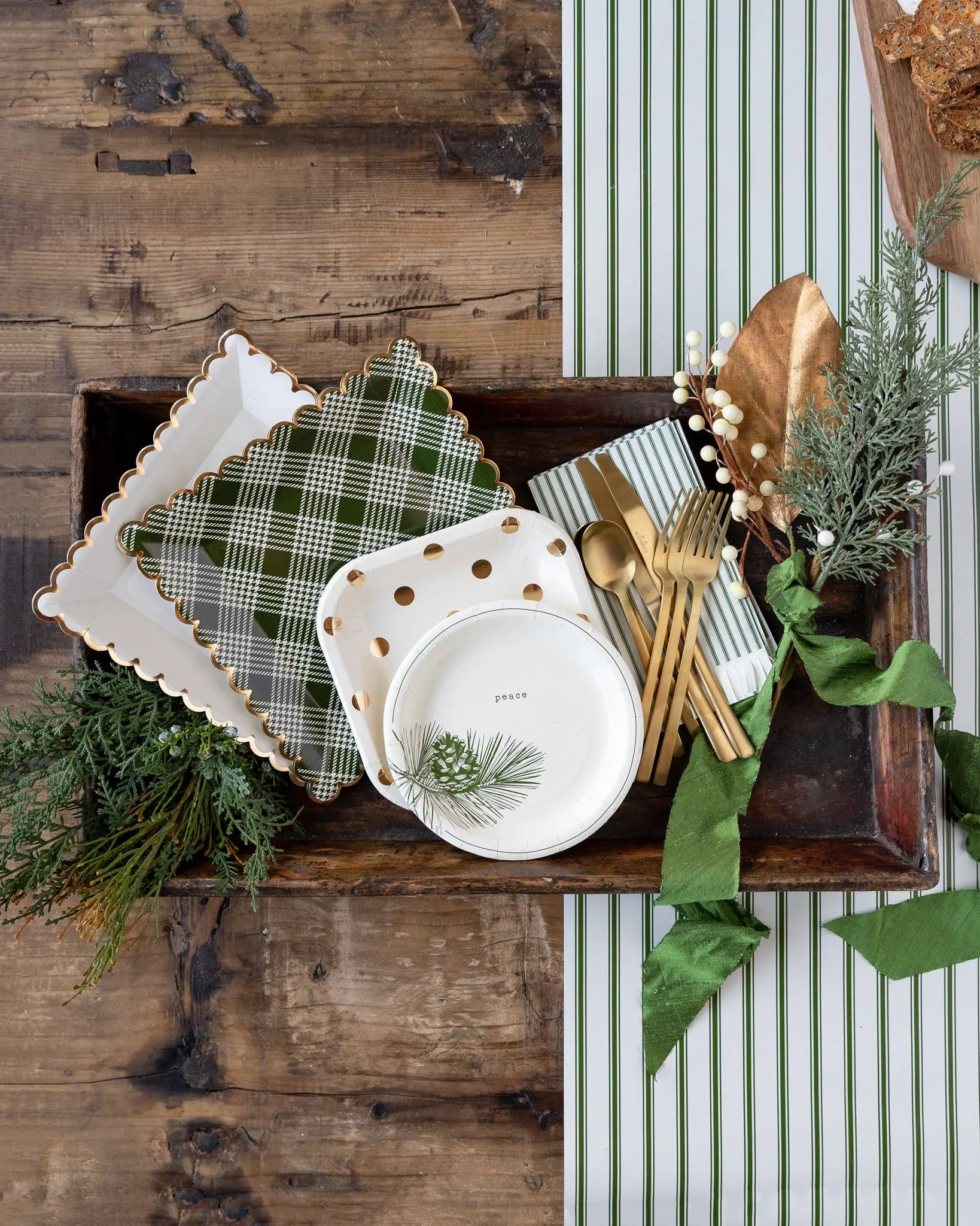 Botanical Green Plaid 9" Scalloped Plate, Stunning Christmas Plates with Scalloped Gold Foil Edge