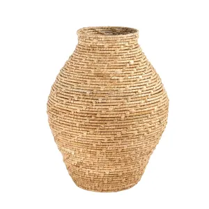 HAND-WOVEN CATTAIL BASKET