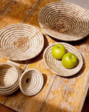 Morenas Woven Plates